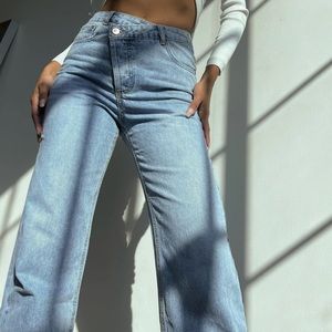 Princess Polly Holly Hi-rise Straight Leg Denim Jeans- Size 4, Brand New!